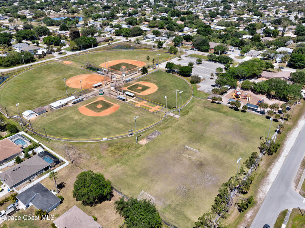 669 Vocelle Avenue, Sebastian, FL 32958