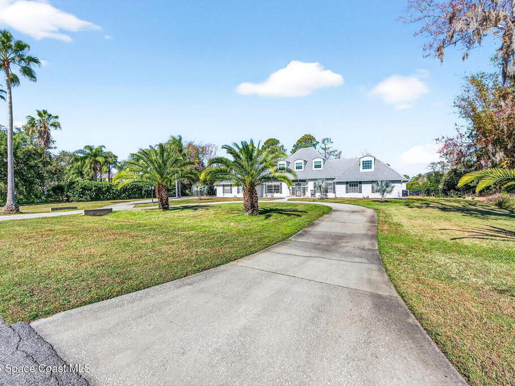 3854 Rambling Acres Drive, Titusville, FL 32796