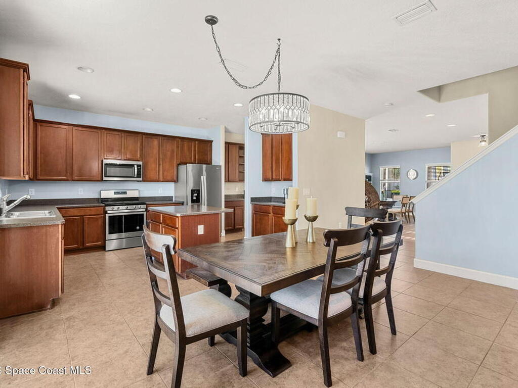 3838 Hollisten Circle, Melbourne, FL 32940