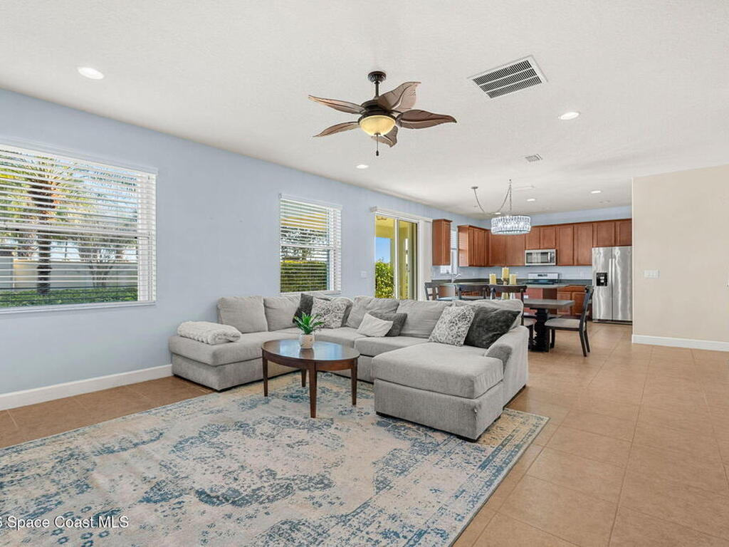 3838 Hollisten Circle, Melbourne, FL 32940