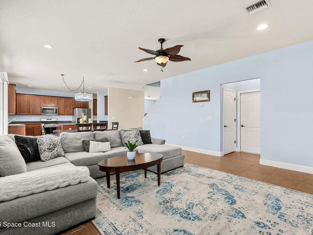 3838 Hollisten Circle, Melbourne, FL 32940