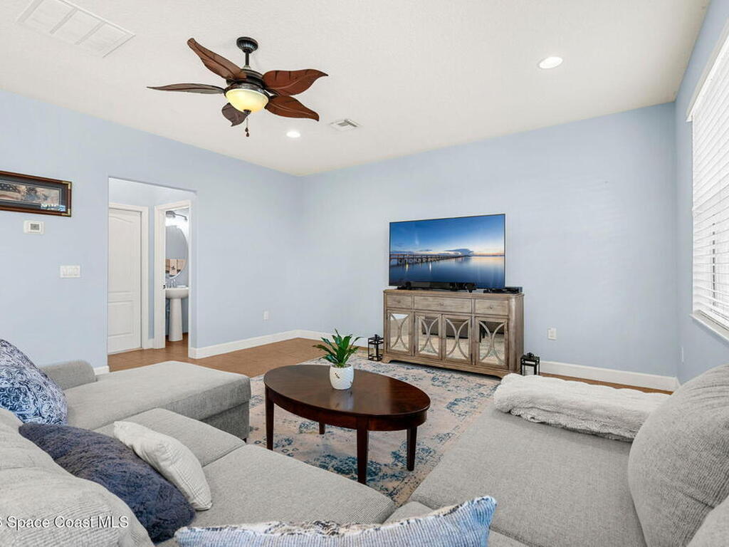 3838 Hollisten Circle, Melbourne, FL 32940