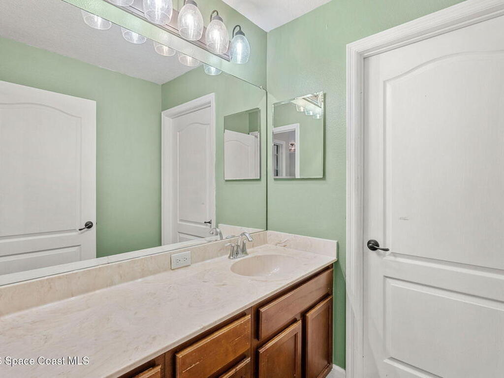 3838 Hollisten Circle, Melbourne, FL 32940