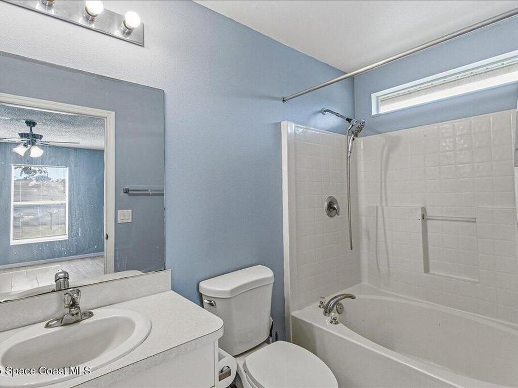 840 Avalon Street, Palm Bay, FL 32909