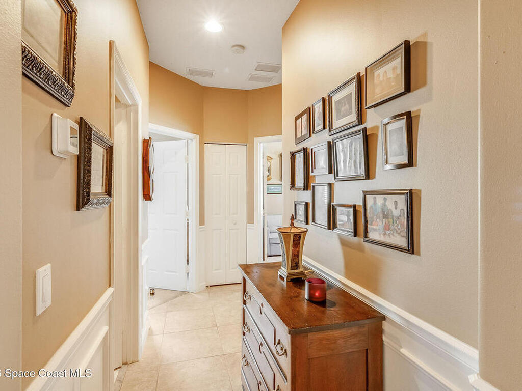 426 Gardendale Circle, Palm Bay, FL 32909