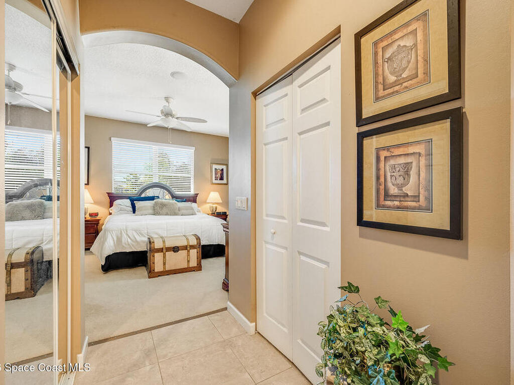 426 Gardendale Circle, Palm Bay, FL 32909