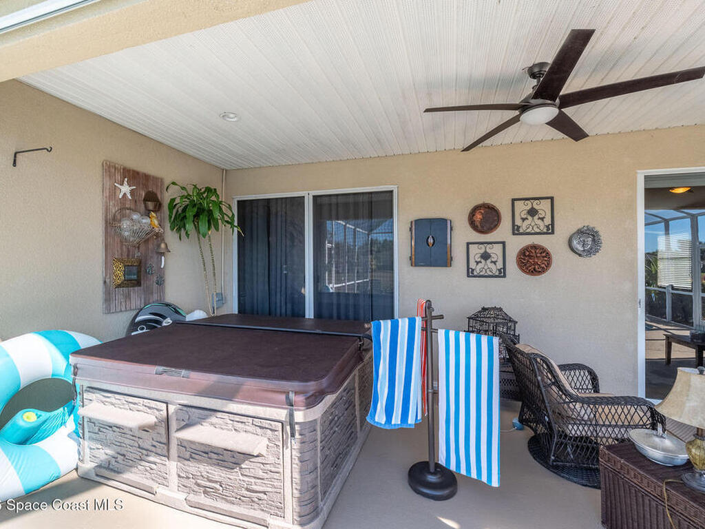 426 Gardendale Circle, Palm Bay, FL 32909