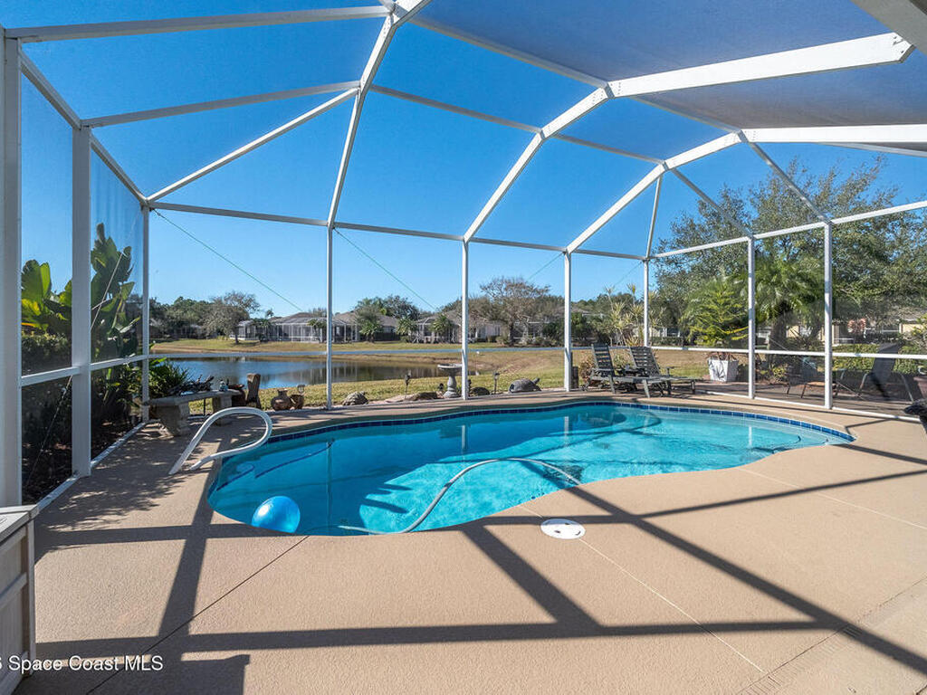 426 Gardendale Circle, Palm Bay, FL 32909