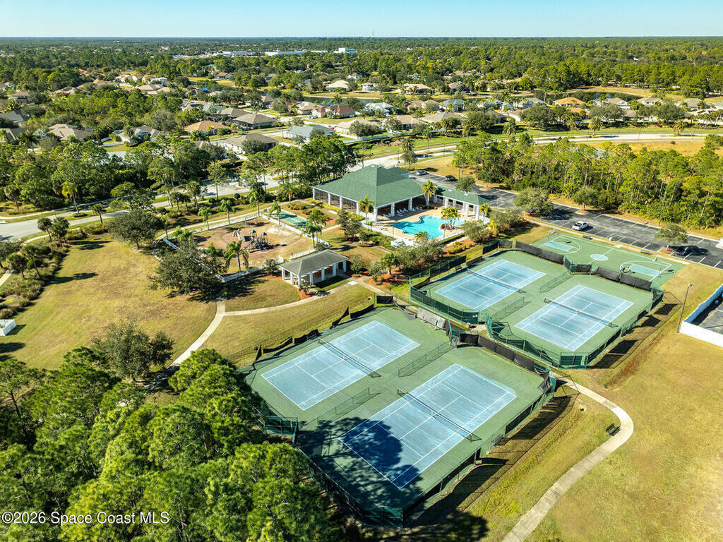 426 Gardendale Circle, Palm Bay, FL 32909