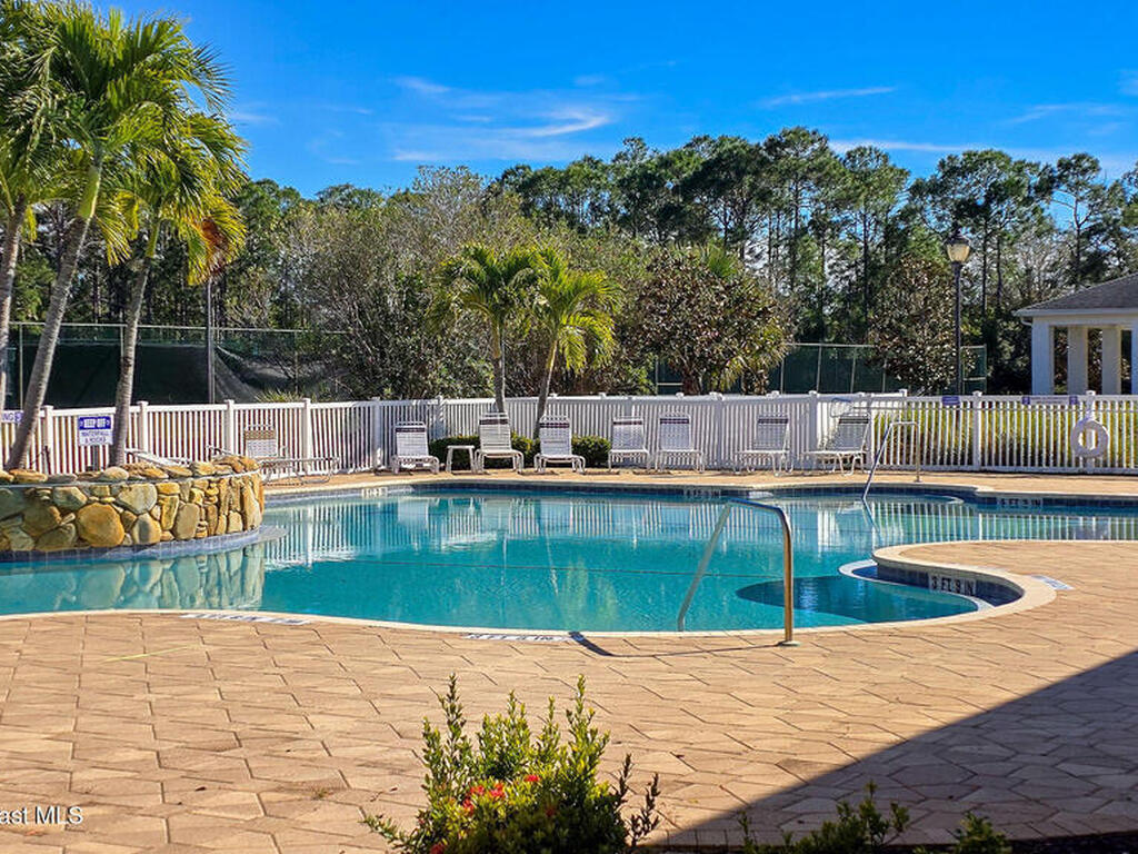 426 Gardendale Circle, Palm Bay, FL 32909