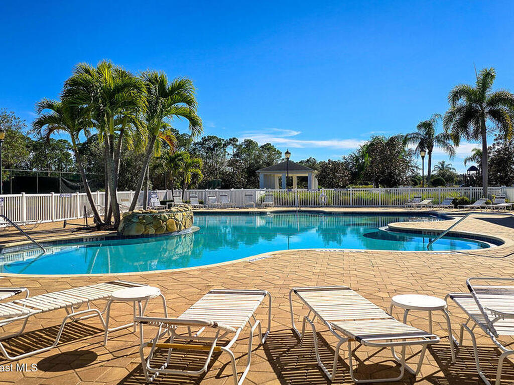 426 Gardendale Circle, Palm Bay, FL 32909