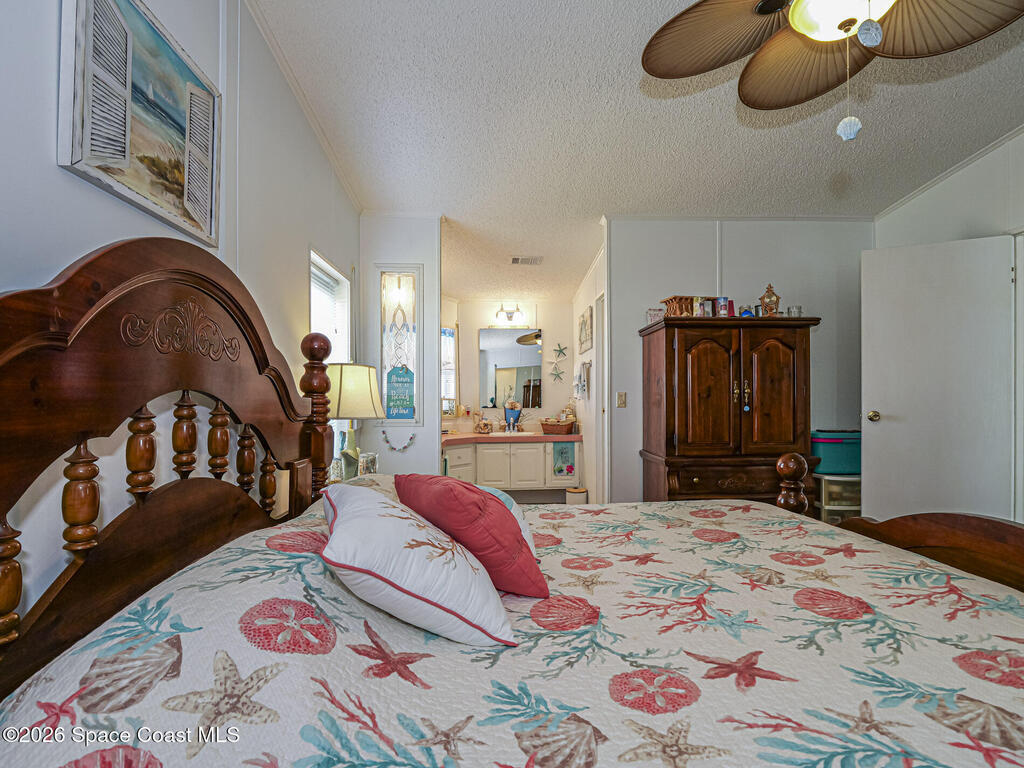 7648 Kyak Court, Micco, FL 32976