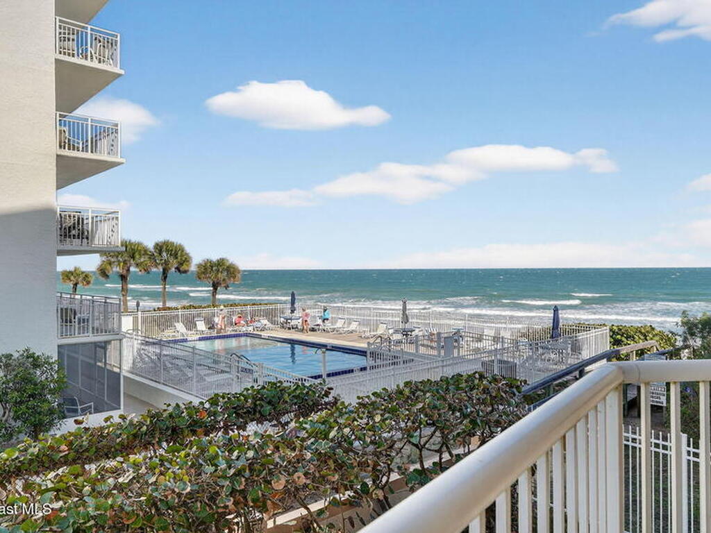 2065 Jimmy Buffett Mem Highway, Indian Harbour Beach, FL 32937