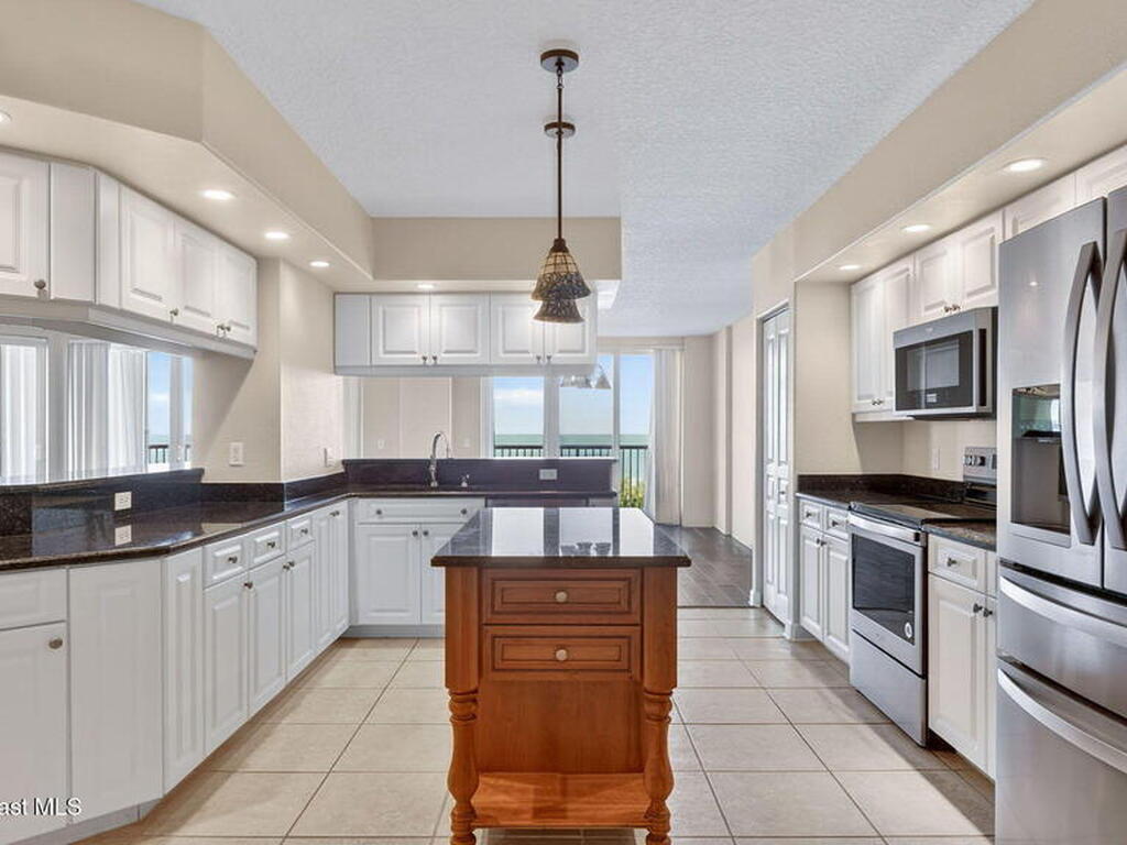 2065 Jimmy Buffett Mem Highway, Indian Harbour Beach, FL 32937