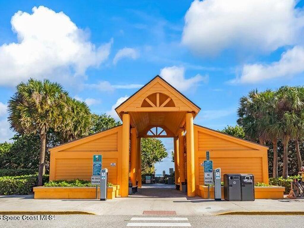 315 12th Terrace, Indialantic, FL 32903