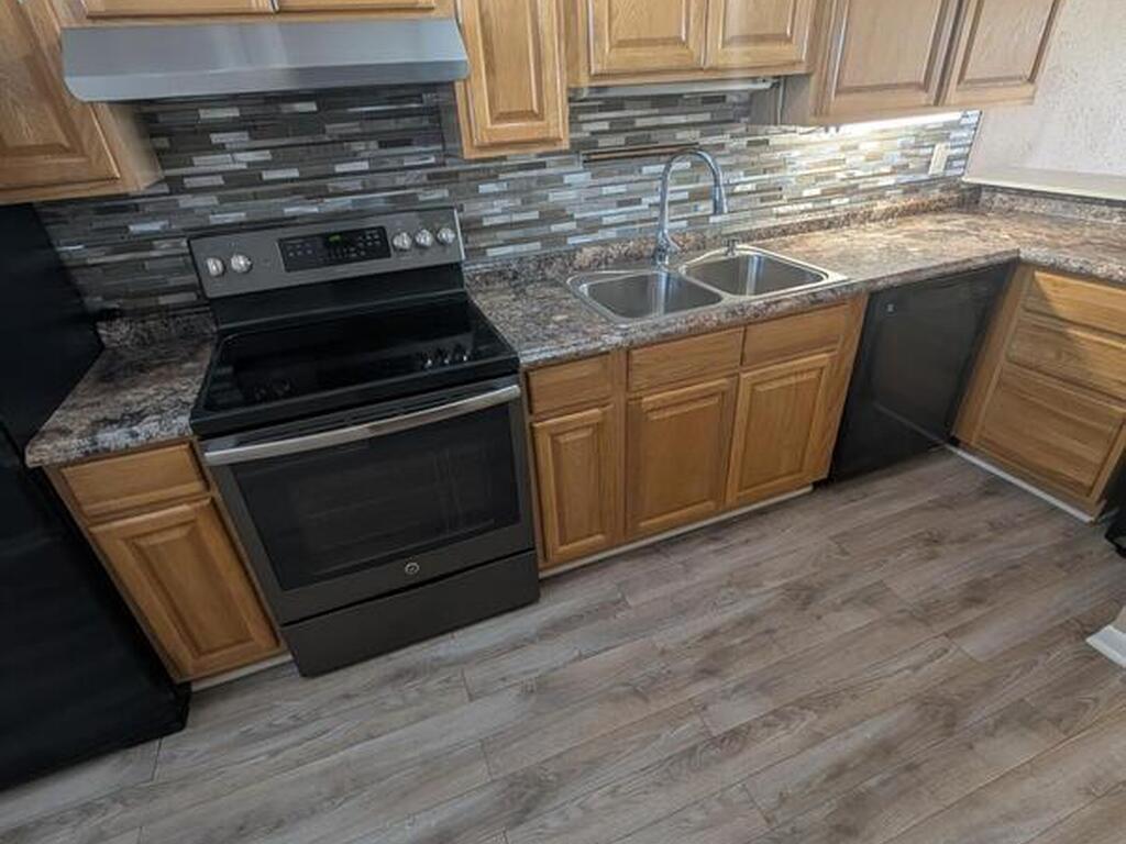 180 Paradise Boulevard, Melbourne, FL 32903