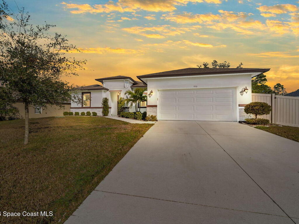 553 Rembrandt Street, Palm Bay, FL 32909
