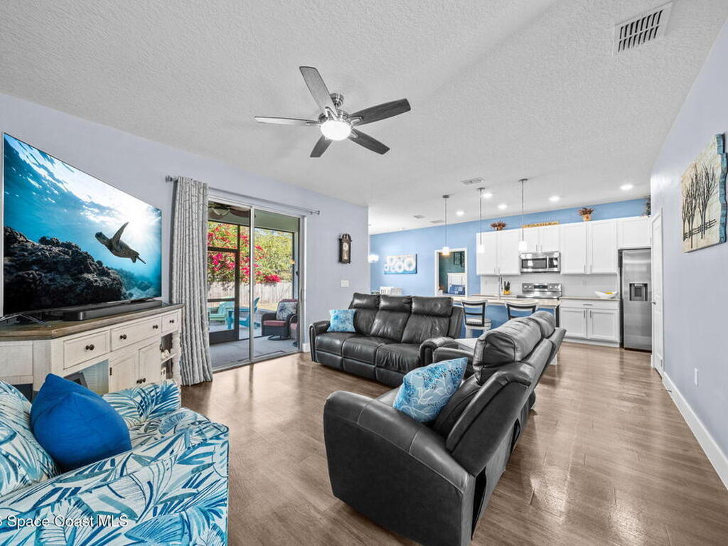 553 Rembrandt Street, Palm Bay, FL 32909