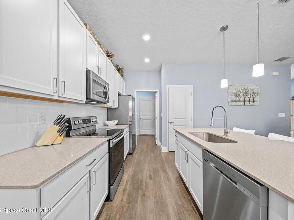 553 Rembrandt Street, Palm Bay, FL 32909