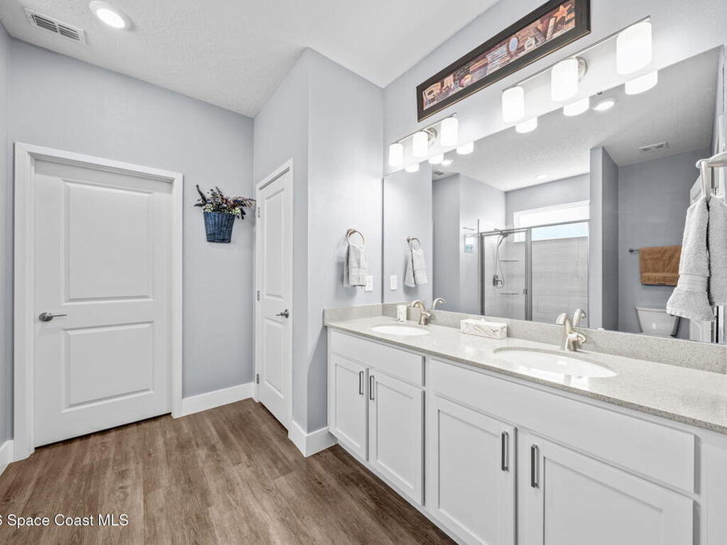 553 Rembrandt Street, Palm Bay, FL 32909