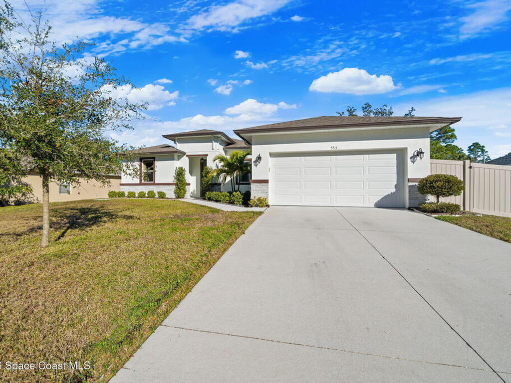 553 Rembrandt Street, Palm Bay, FL 32909