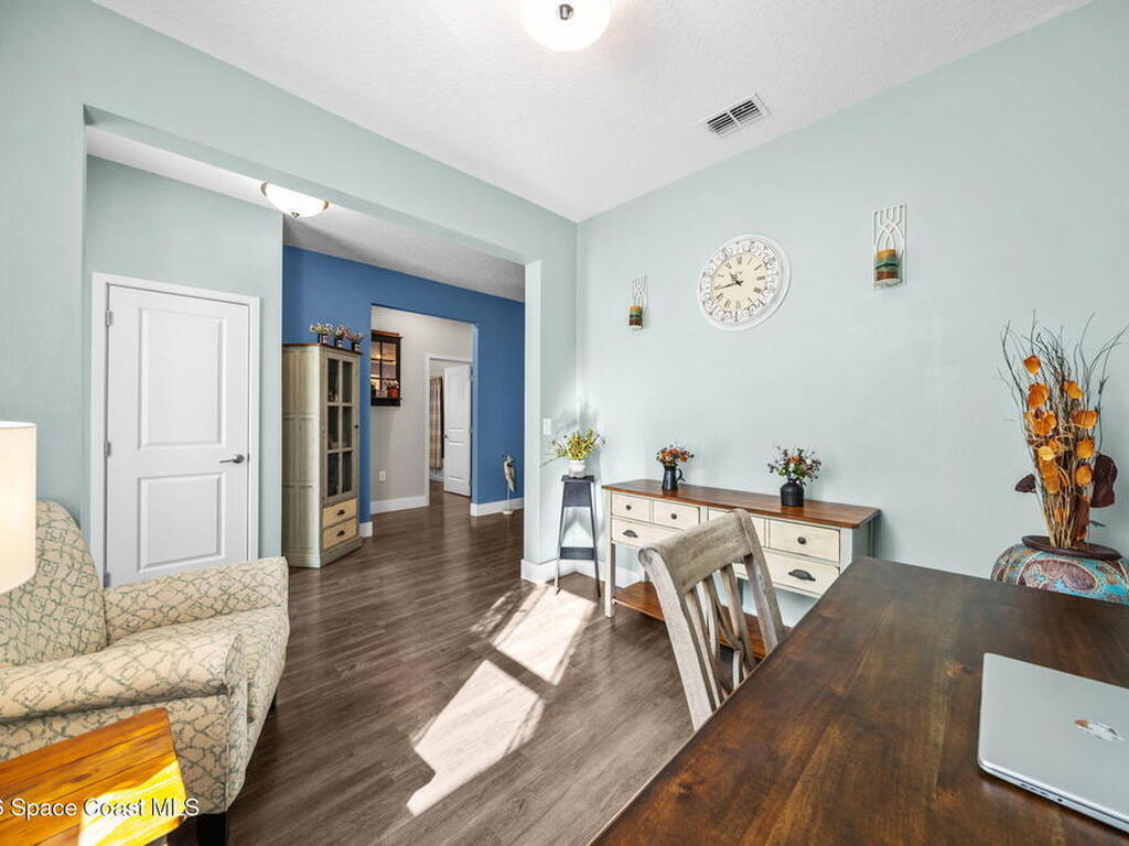 553 Rembrandt Street, Palm Bay, FL 32909