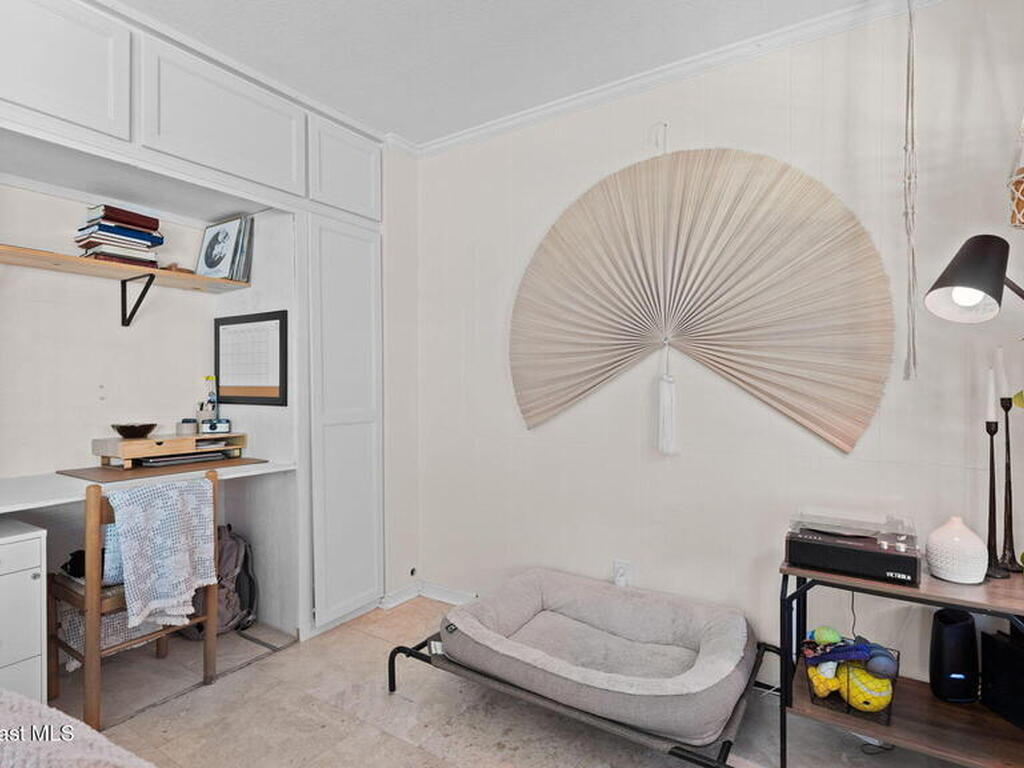 913 S Colonial Court, Indian Harbour Beach, FL 32937