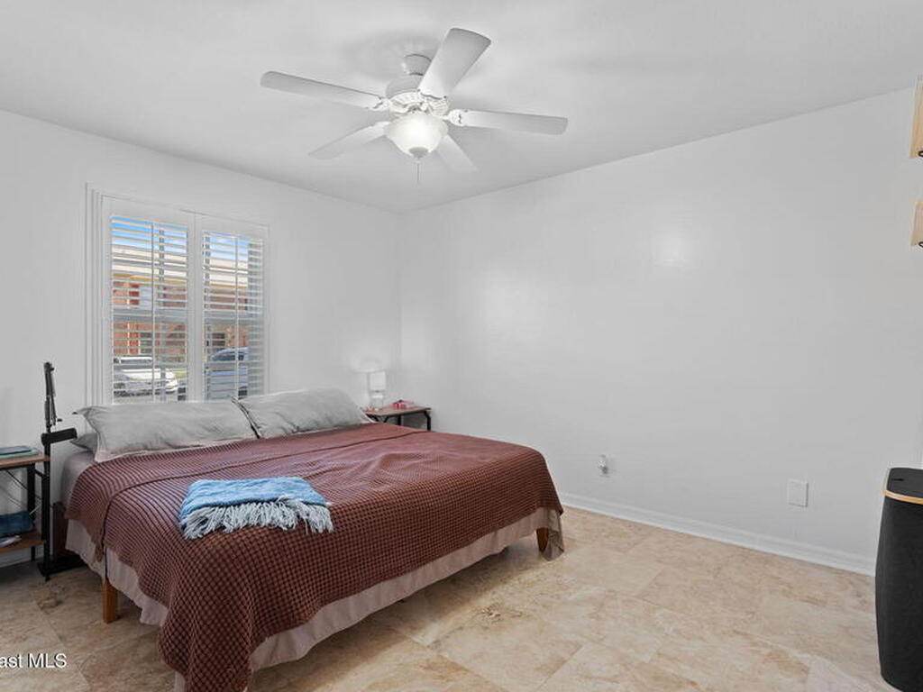 913 S Colonial Court, Indian Harbour Beach, FL 32937