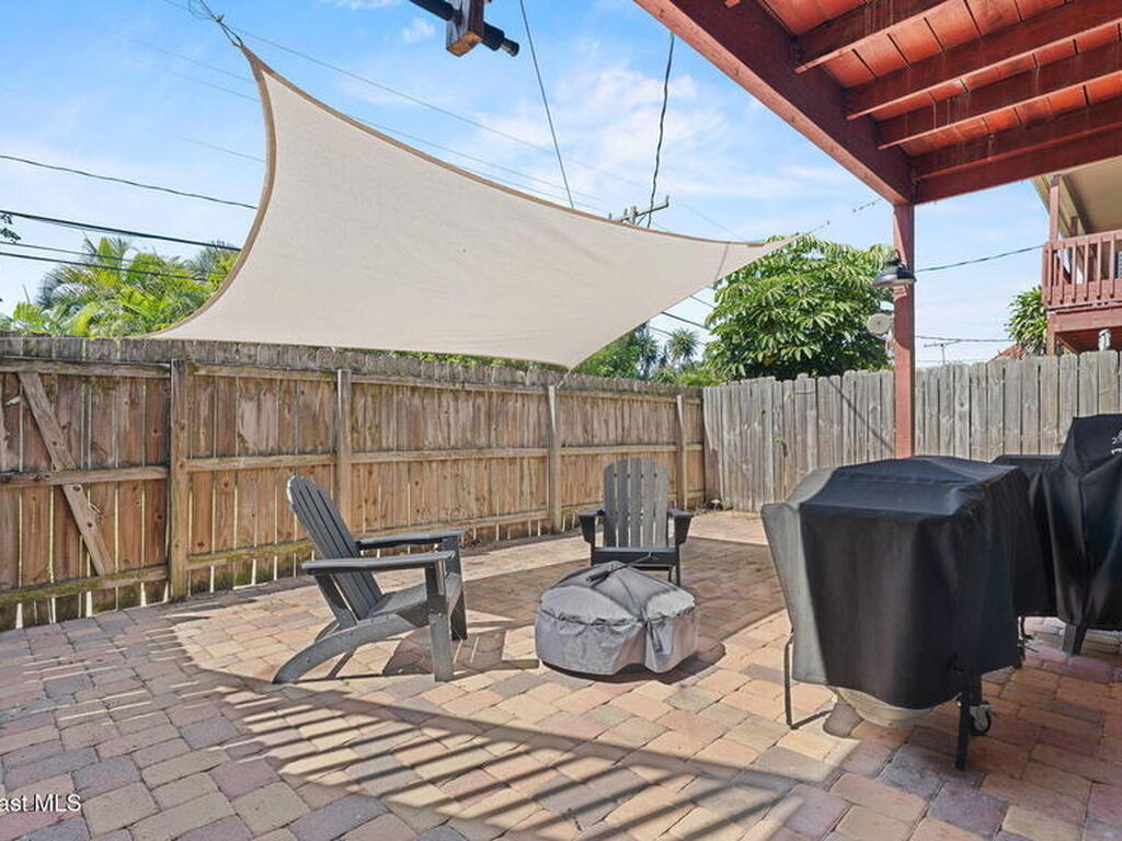 913 S Colonial Court, Indian Harbour Beach, FL 32937