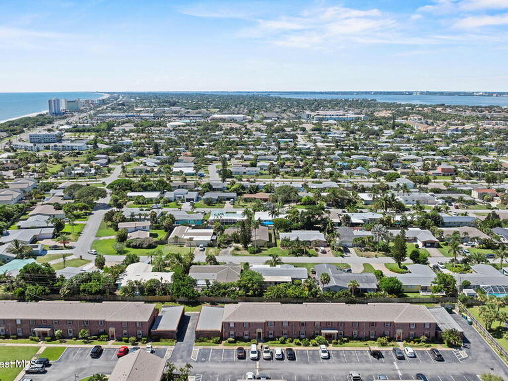 913 S Colonial Court, Indian Harbour Beach, FL 32937