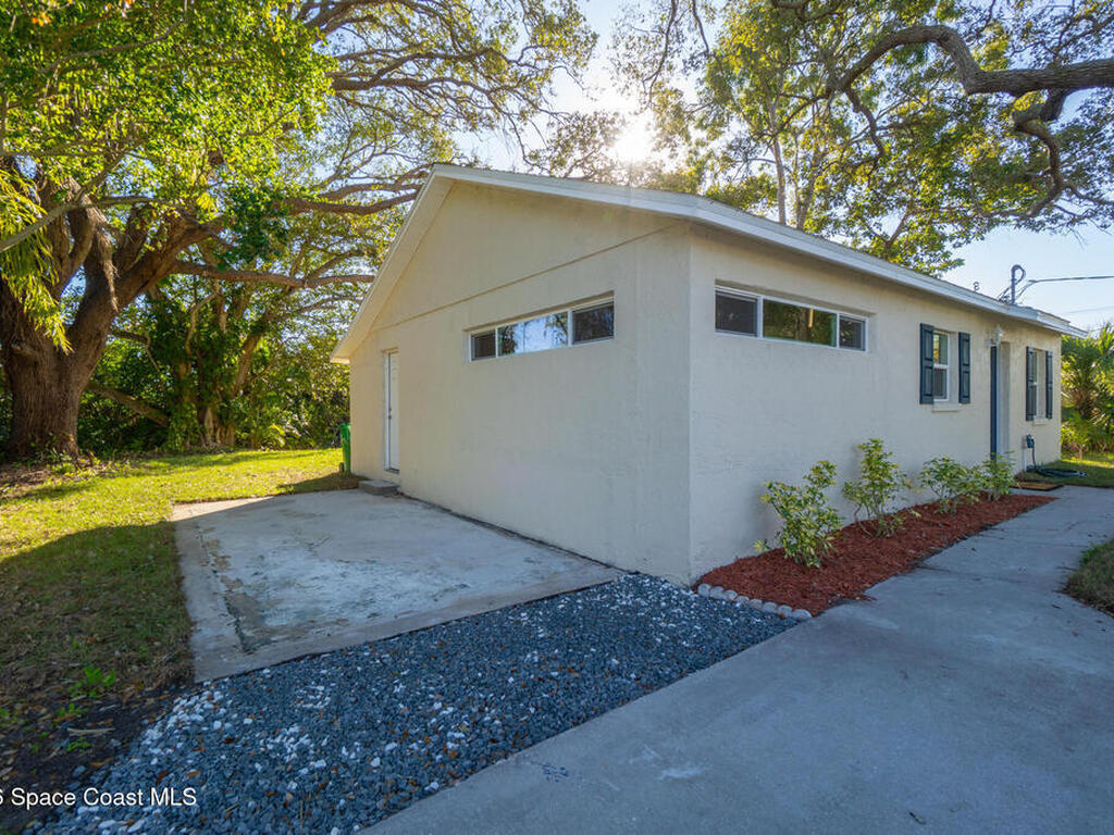 1396 Earl Drive, Merritt Island, FL 32952