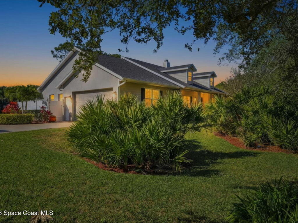 5696 Cypress Creek Drive, Grant, FL 32949