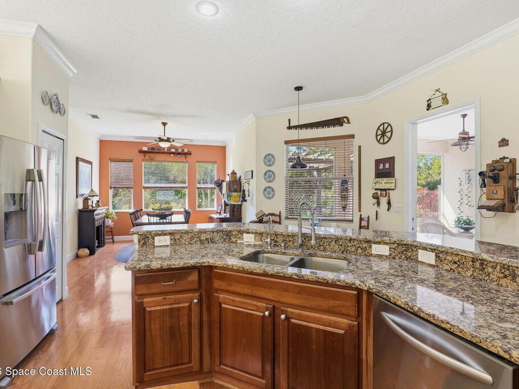 5696 Cypress Creek Drive, Grant, FL 32949