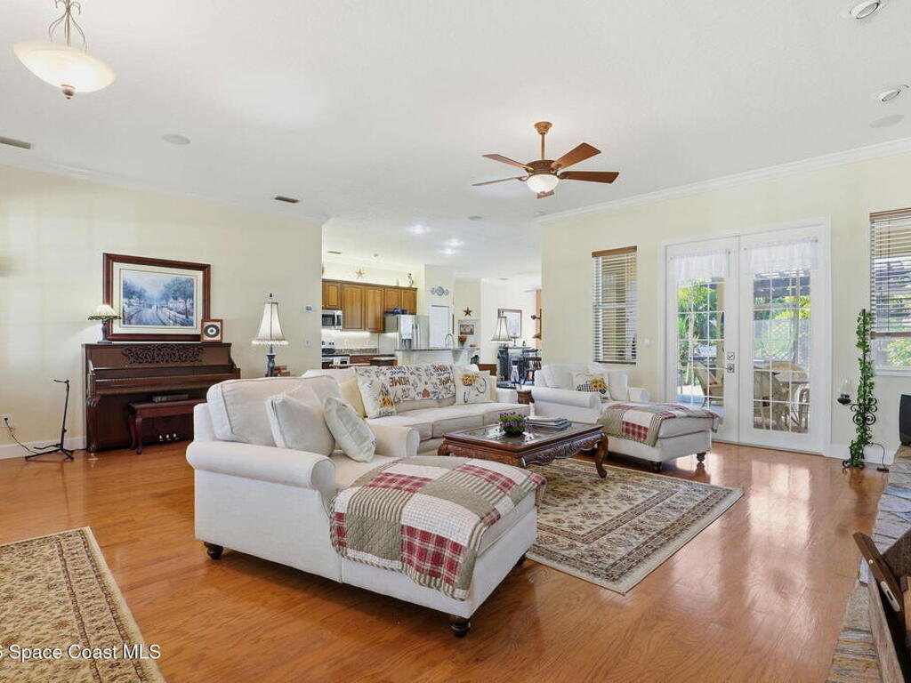 5696 Cypress Creek Drive, Grant, FL 32949