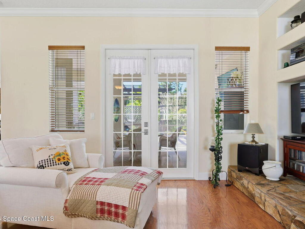 5696 Cypress Creek Drive, Grant, FL 32949