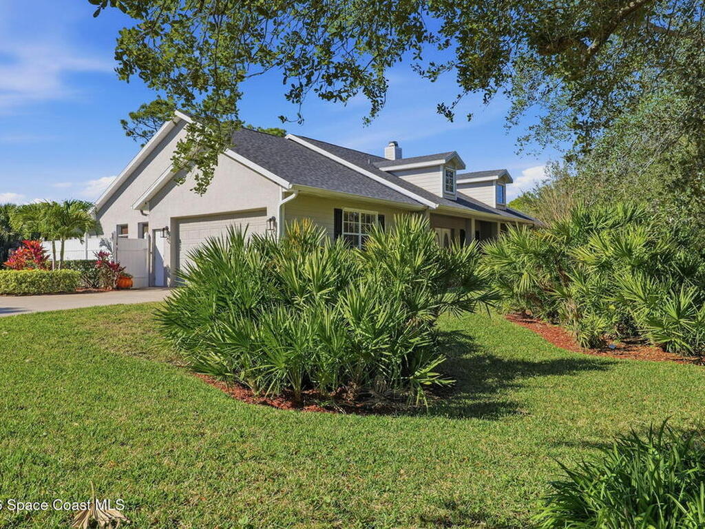 5696 Cypress Creek Drive, Grant, FL 32949