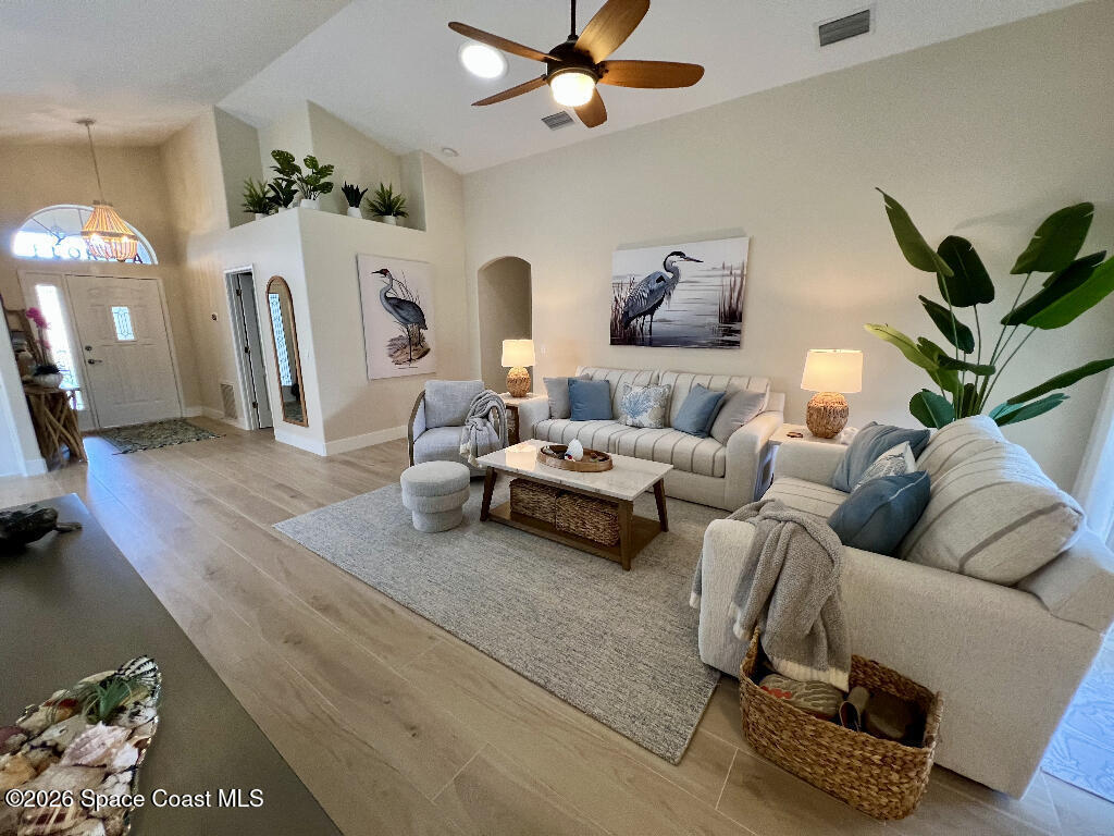 1471 Lago Mar Drive, Melbourne, FL 32940