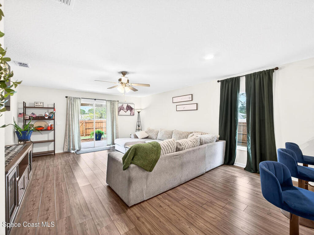 733 Walmsley Street, Palm Bay, FL 32908