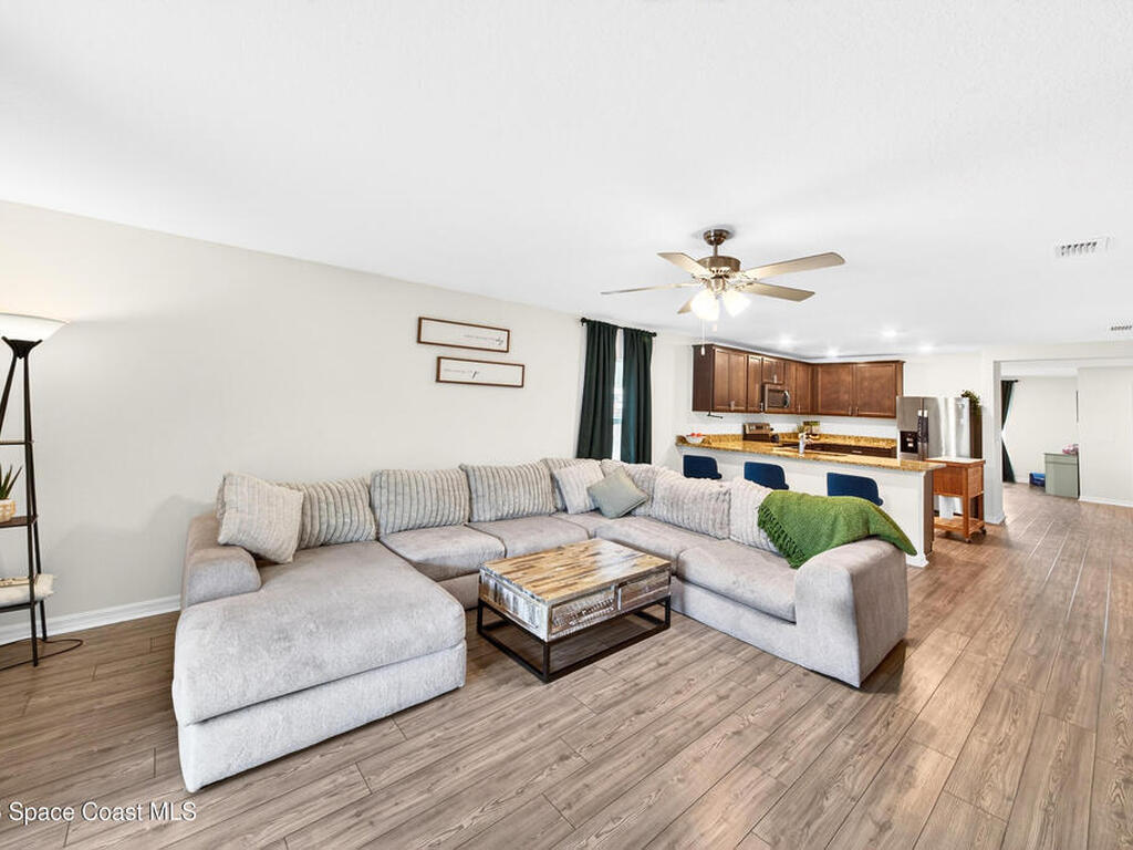 733 Walmsley Street, Palm Bay, FL 32908