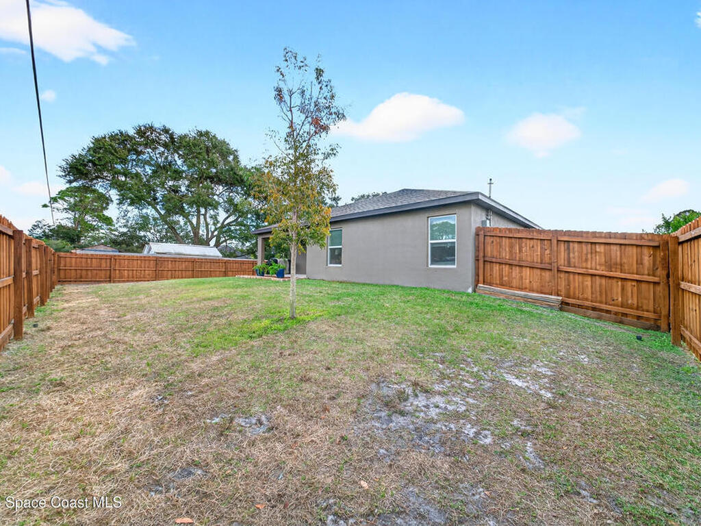 733 Walmsley Street, Palm Bay, FL 32908