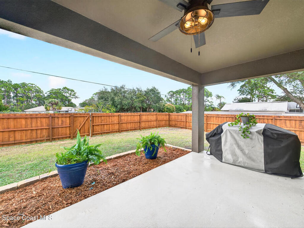 733 Walmsley Street, Palm Bay, FL 32908