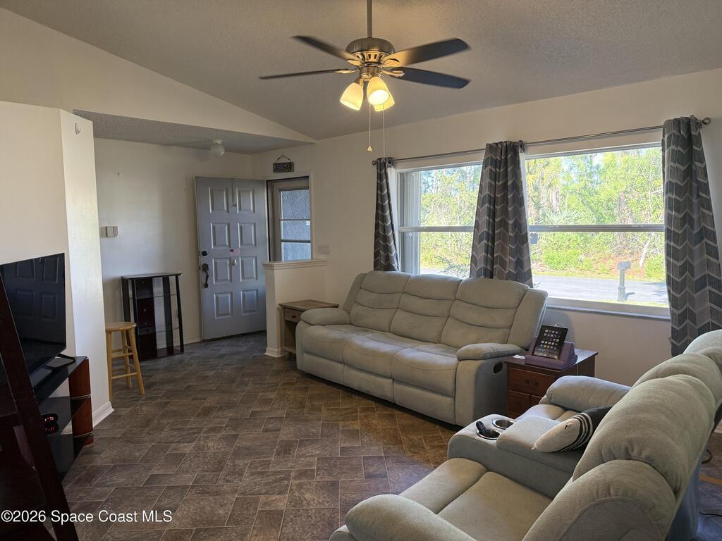 2642 Palomar Avenue, Palm Bay, FL 32909