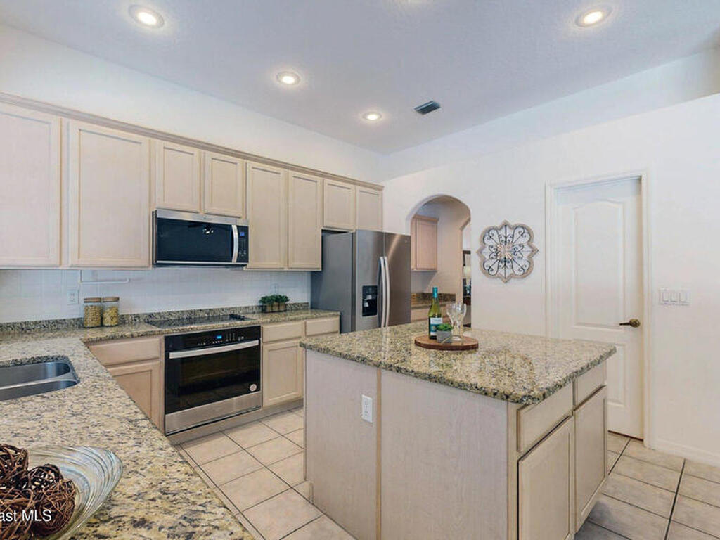 2703 Barrow Drive, Merritt Island, FL 32952