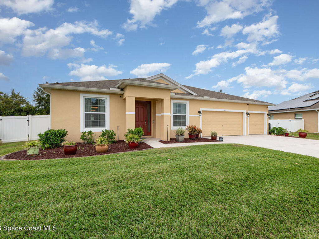 1421 Daystar Lane, Deltona, FL 32725