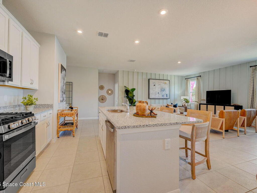 3250 Viridian Circle, Melbourne, FL 32904