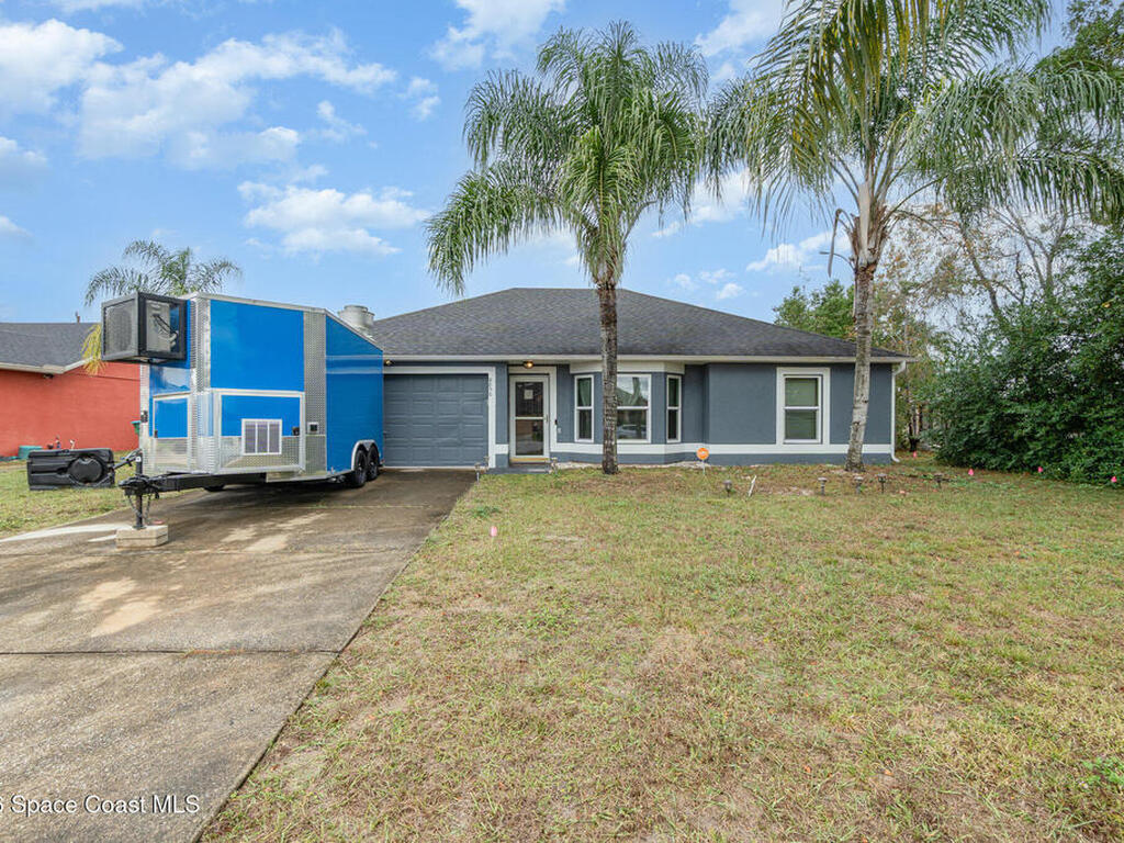 2830 Gramercy Drive, Deltona, FL 32738