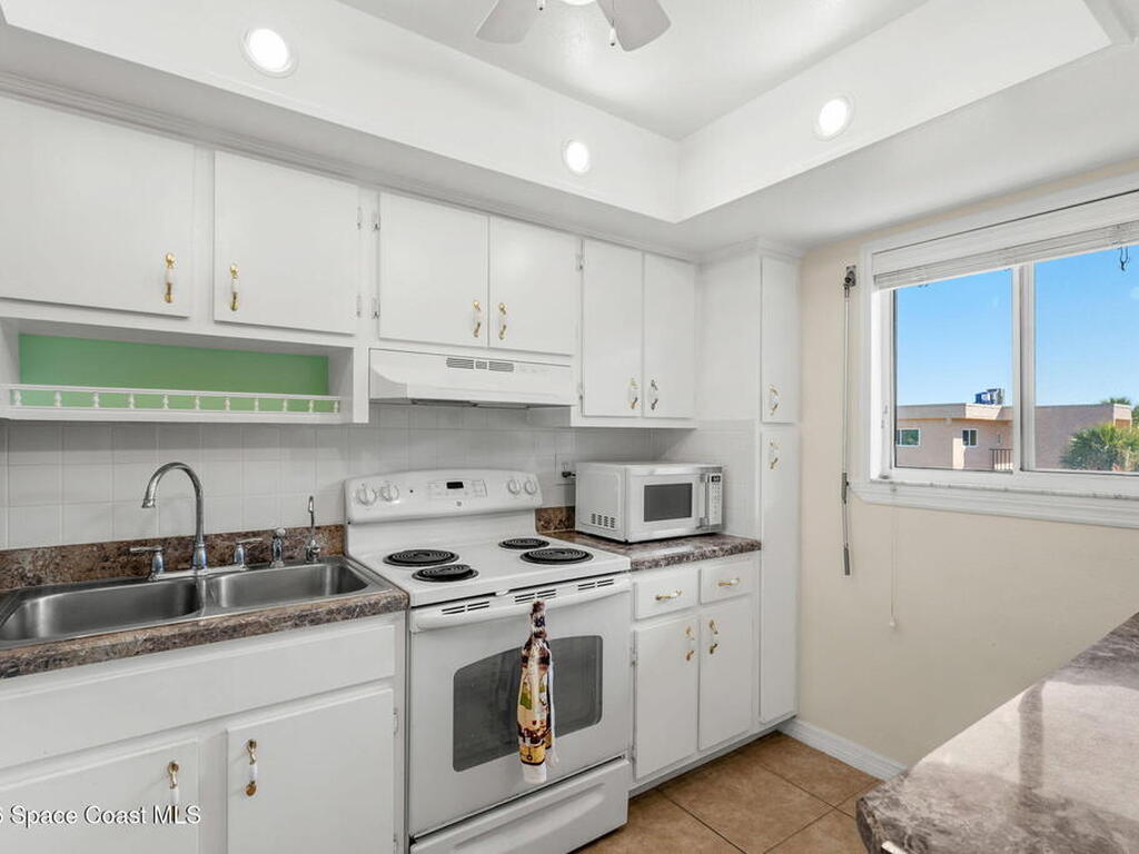 3150 N Harbor City Boulevard, Melbourne, FL 32935