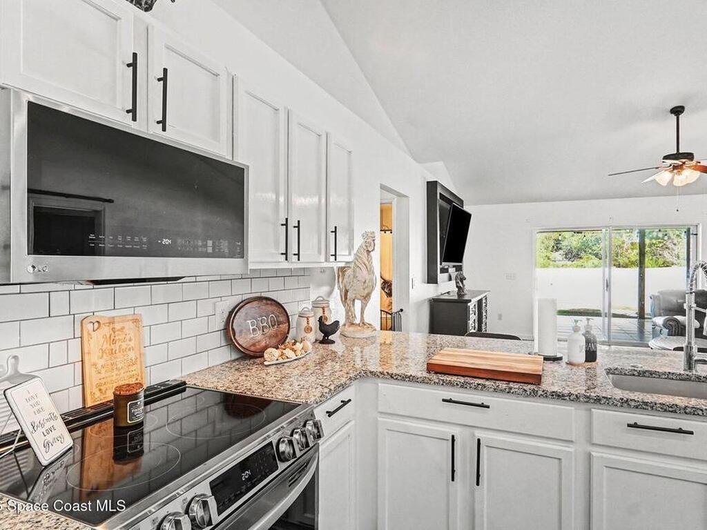 1777 Van Allen Circle, Deltona, FL 32738