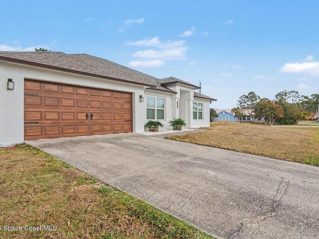 1777 Van Allen Circle, Deltona, FL 32738