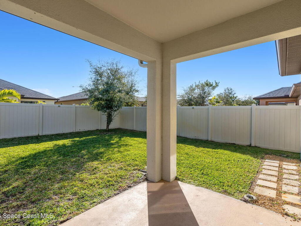 4717 Magenta Isles Drive, Melbourne, FL 32904